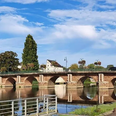 Conforts Climatisees **24 Du Mans** Privatunterkunft La Suze-sur-Sarthe