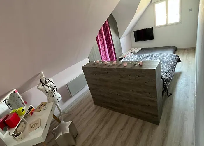 Проживание в семье Conforts Climatisees **24 Du Mans**